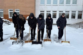Что делать если вашего ребенка отправляют разгребать сугробы